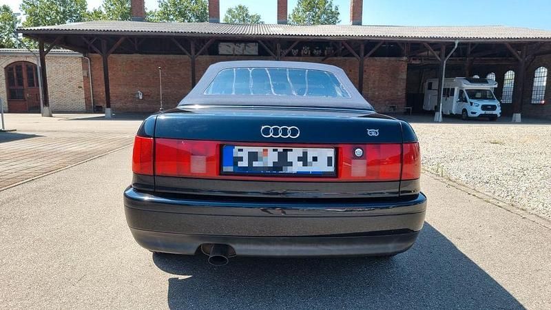 Gebraucht Audi Cabriolet 116 PS (85 kW) 1994 Blau Cabrio