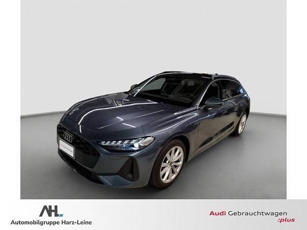 Blau Gebraucht 2025 Audi A5 Ambiente Coupé | 51.340 € (Superpreis) - Bild 1/3