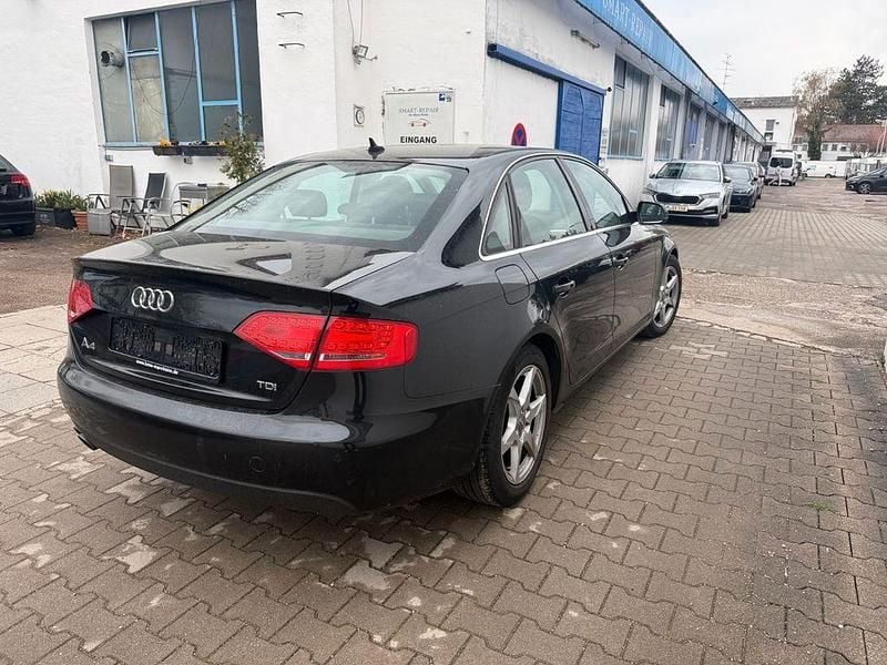 Gebraucht Audi A4 Ambition 143 PS (105 kW) 2011 Schwarz Limousine