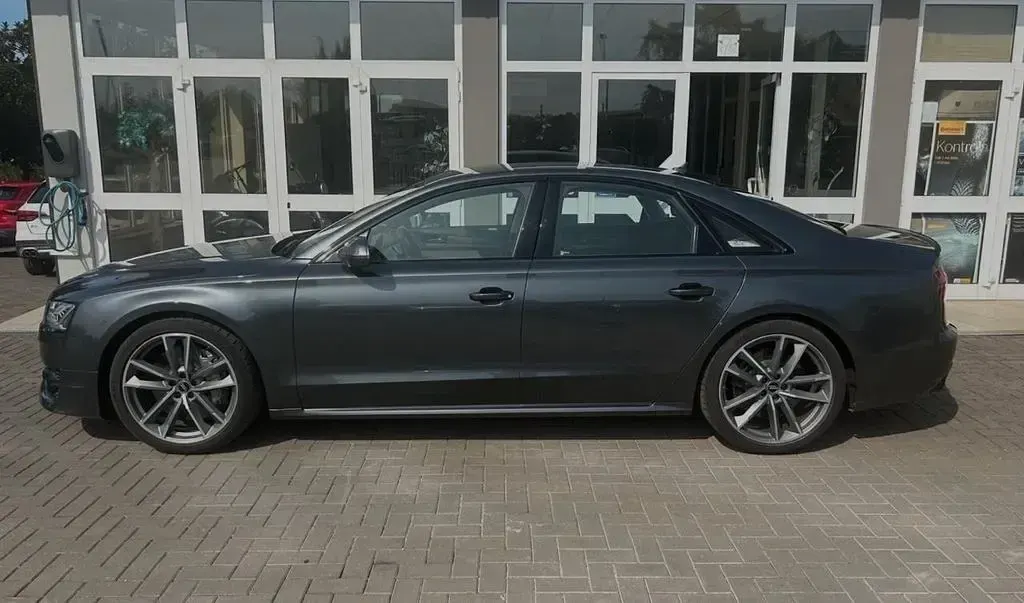 Gebraucht Audi S8 plus Sport 605 PS (444 kW) 2016 Grau Limousine