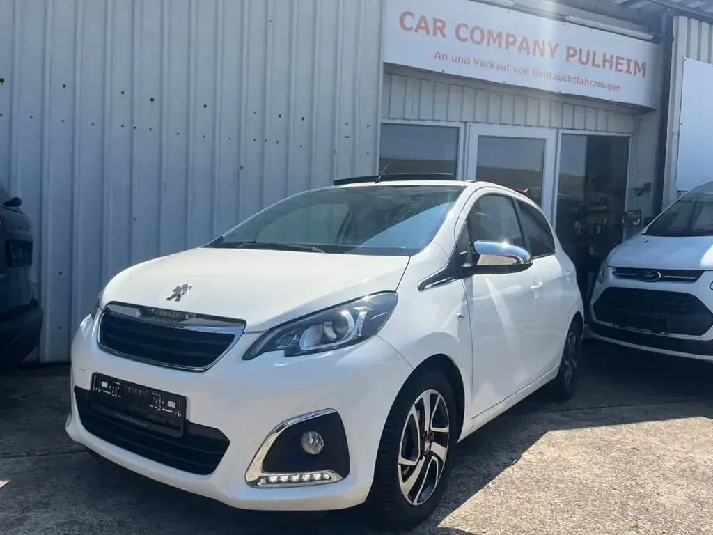 Gebraucht Peugeot 108 Top! Collection 72 PS (52 kW) 2019 Weiß Limousine