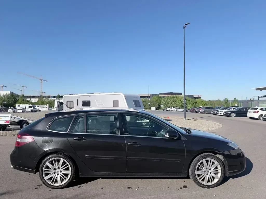 Gebraucht Renault Laguna III GT 178 PS (130 kW) 2008 Schwarz Limousine