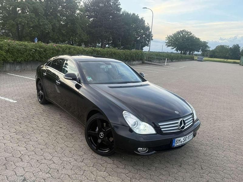 Schwarz Gebraucht 2008 Mercedes CLS320 Limousine | 9.200 € (Etwas zu teuer) - Bild 1/4