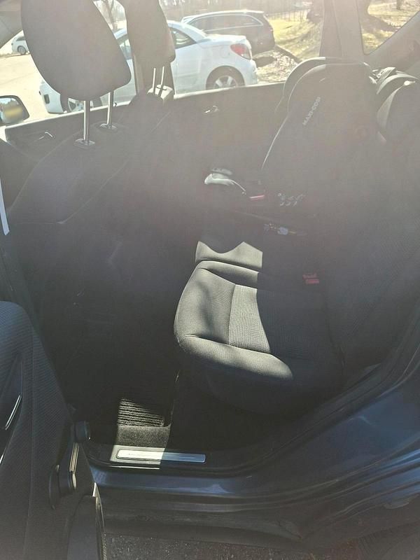 Gebraucht Mercedes A150 95 PS (69 kW) 2008 Silber Kleinwagen