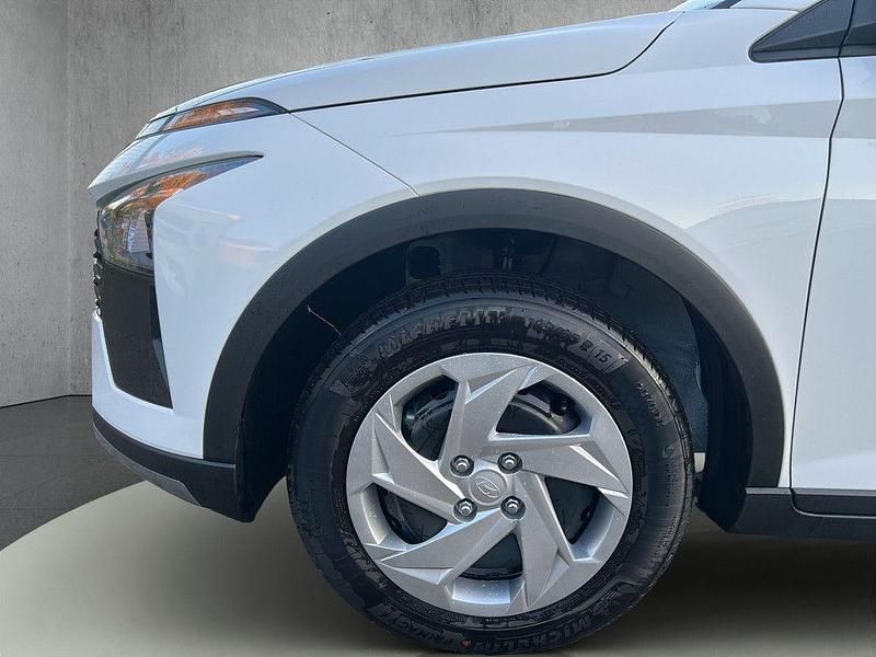 Neu Hyundai Bayon Select 101 PS (74 kW) 2025 Weiß SUV