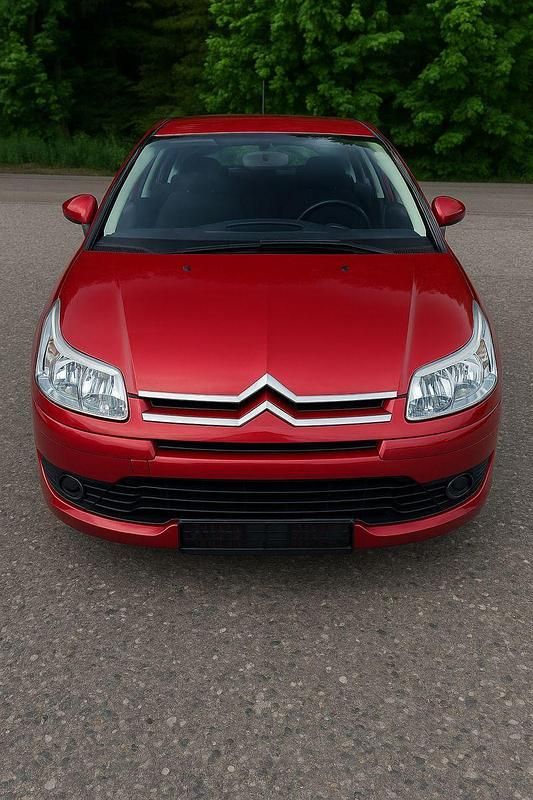 Rot Gebraucht 2007 Citroën C4 VTR Sport Kombi | 1.999 € (Guter Preis) - Bild 1/4