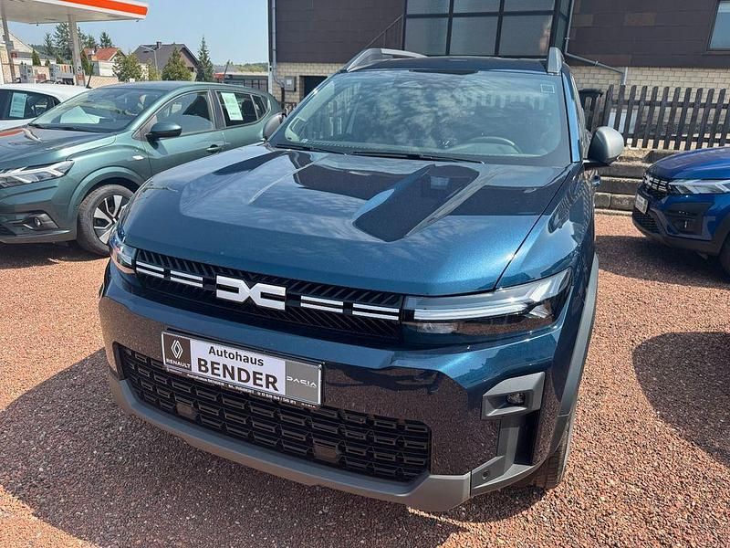 Neu Dacia Bigster Journey 156 PS (114 kW) 2025 Indigo blau SUV