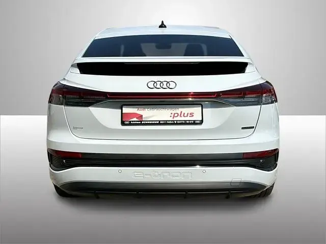 Gebraucht Audi Q4 Sportback e-tron S-Line 219 kW (299 PS) 2022 Weiß SUV
