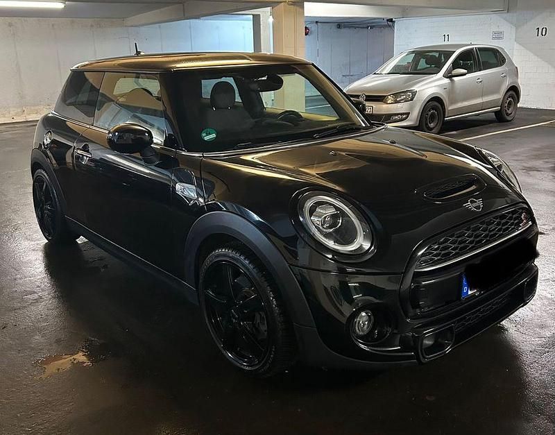 Gebraucht Mini Cooper S 192 PS (141 kW) 2020 Schwarz Kleinwagen