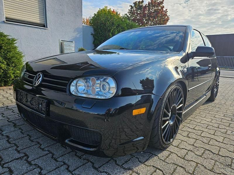 Schwarz Gebraucht 2003 VW Golf R Limousine | 23.400 € - Bild 1/4