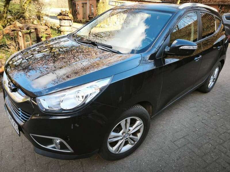 Schwarz Gebraucht 2011 Hyundai ix35 Comfort SUV | 4.250 € (Superpreis) - Bild 1/4
