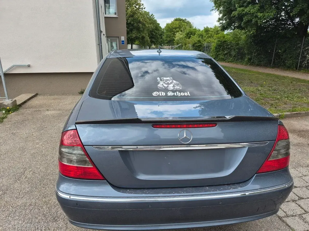 Gebraucht Mercedes E350 Avantgarde 272 PS (200 kW) 2006 Limousine