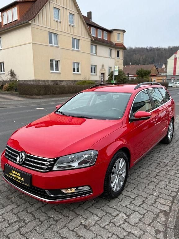 Gebraucht VW Passat Comfortline 105 PS (77 kW) 2014 Rot Kombi