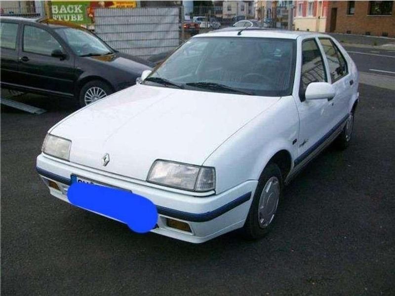 Gebraucht Renault 19 R.S. 73 PS (53 kW) 1991 Weiß Limousine