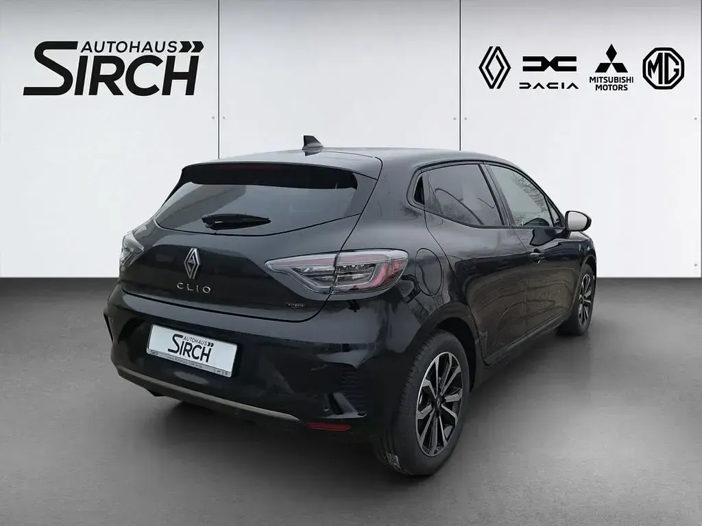 Uusi Renault Clio V Techno 143 HP (105 kW) 2025 Musta Sedan