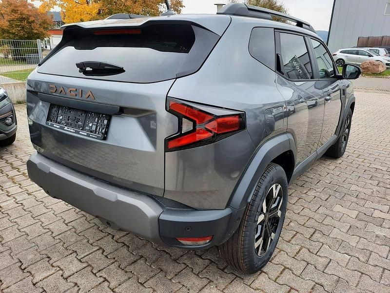 Neu Dacia Duster Extreme 131 PS (96 kW) 2025 Grau SUV