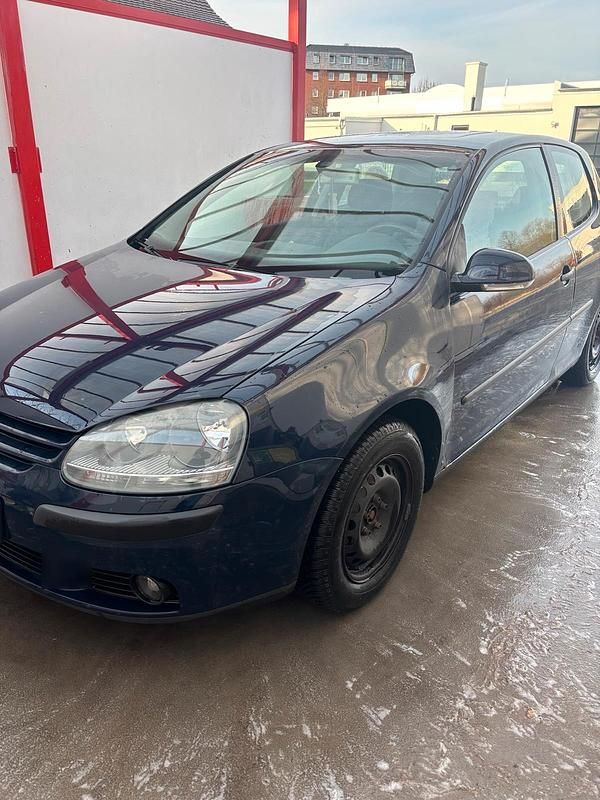 Gebraucht VW Golf V 2004 Blau Kleinwagen