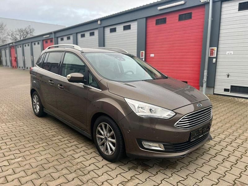 Gebraucht Ford Grand C-Max Titanium 125 PS (91 kW) 2018 Caribou Van / Kleinbus
