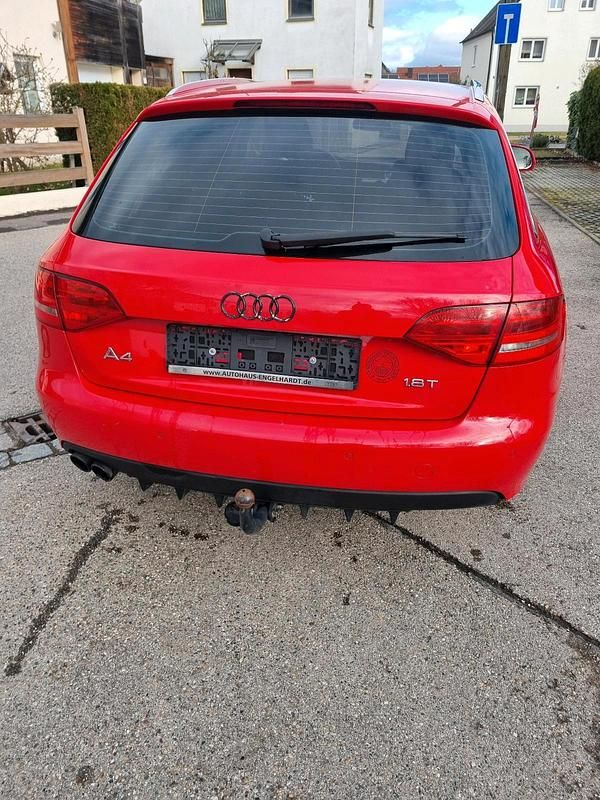 Gebraucht Audi A4 160 PS (117 kW) 2009 Rot Kombi