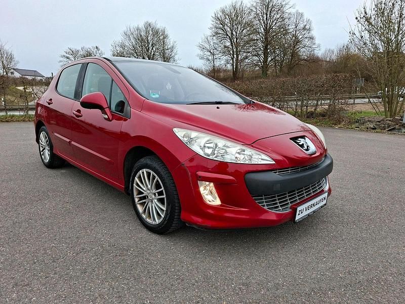 Gebraucht Peugeot 308 109 PS (80 kW) 2010 Rot Limousine