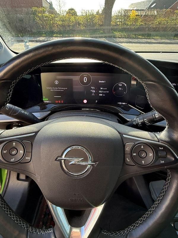 Gebraucht Opel Mokka-e Ultimate 100 kW (136 PS) 2021 Schwarz SUV