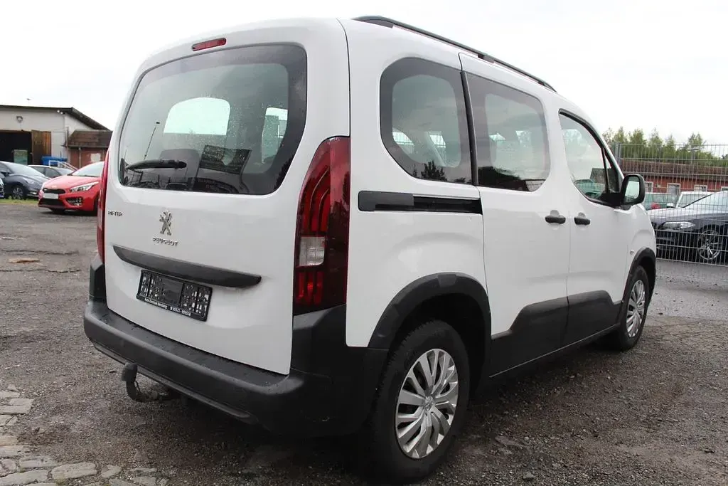 Gebraucht Peugeot Rifter Access 102 PS (75 kW) 2020 Weiß Van / Kleinbus