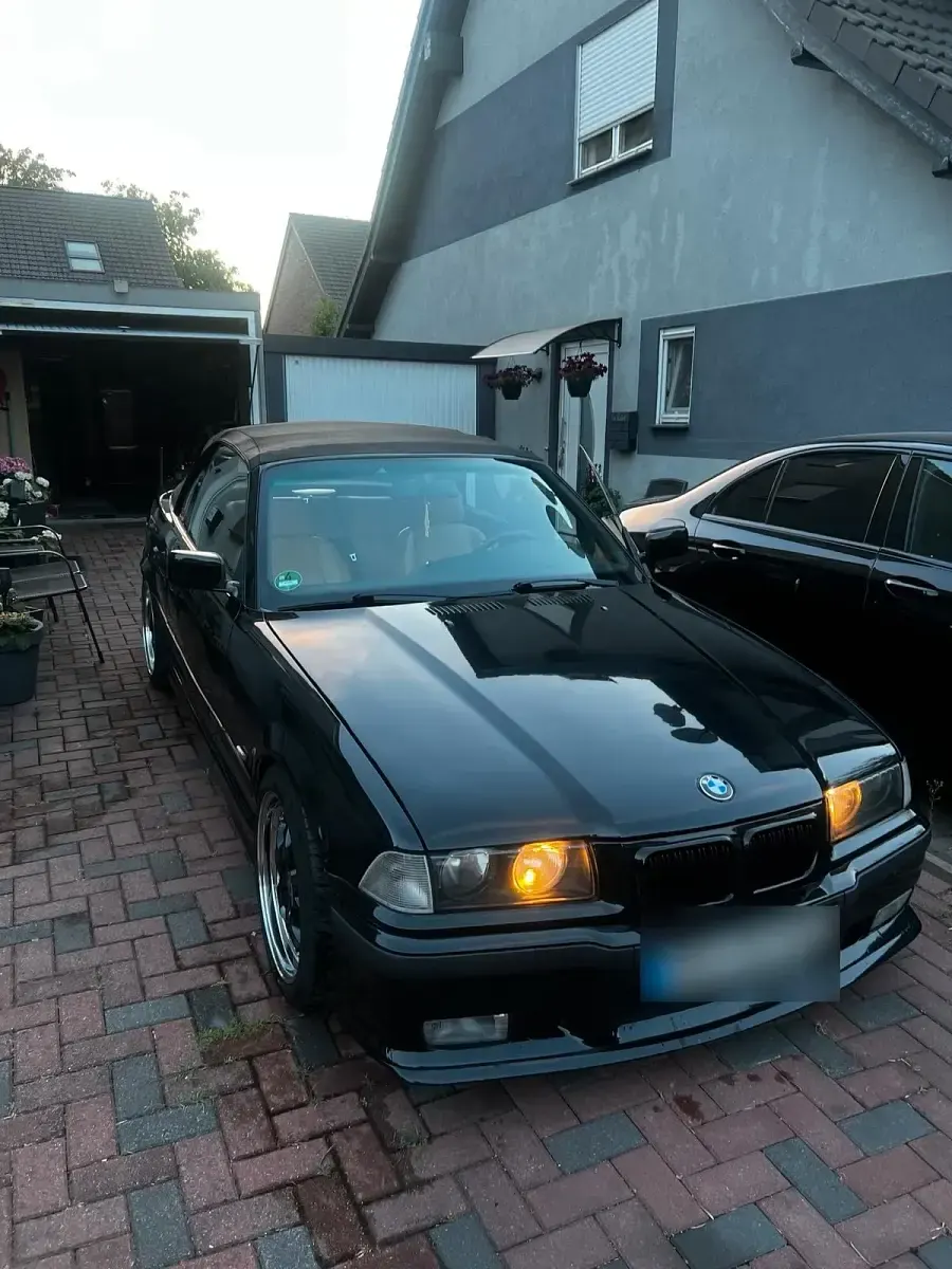 Gebraucht BMW 320 Cabriolet 150 PS (110 kW) 1998 Schwarz Cabrio