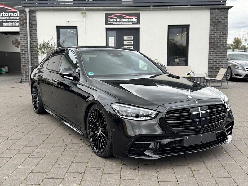 Obsidianschwarz Gebraucht 2021 Mercedes S350 AMG Limousine | 79.950 € - Bild 1/4