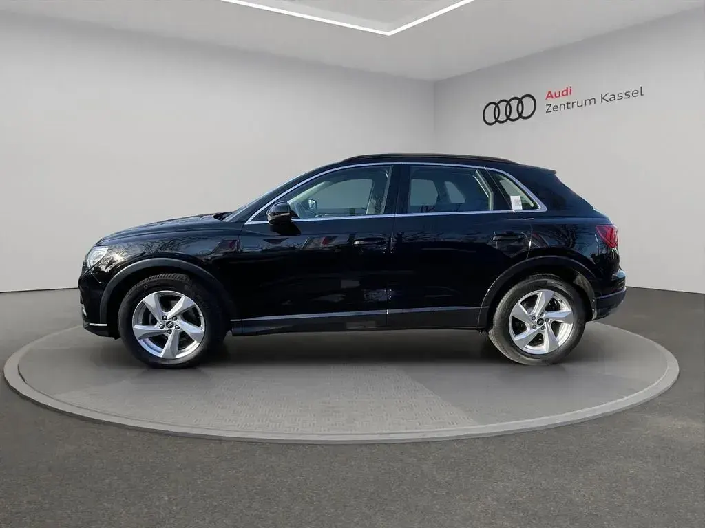 Gebraucht Audi Q3 Advanced Plus 150 PS (110 kW) 2022 Mythosschwarz metallic SUV
