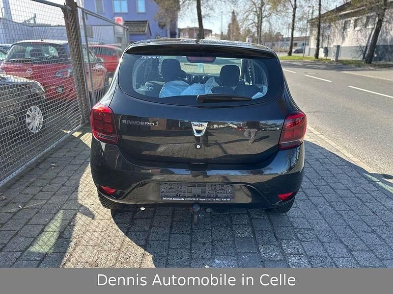 Gebraucht Dacia Sandero Essentiel 73 PS (53 kW) 2017 Schwarz Kleinwagen