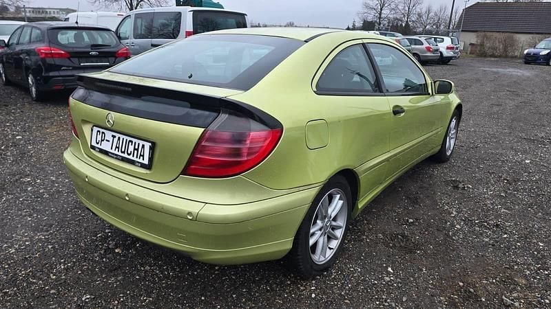 Gebraucht Mercedes C230 197 PS (144 kW) 2002 Grün Coupé