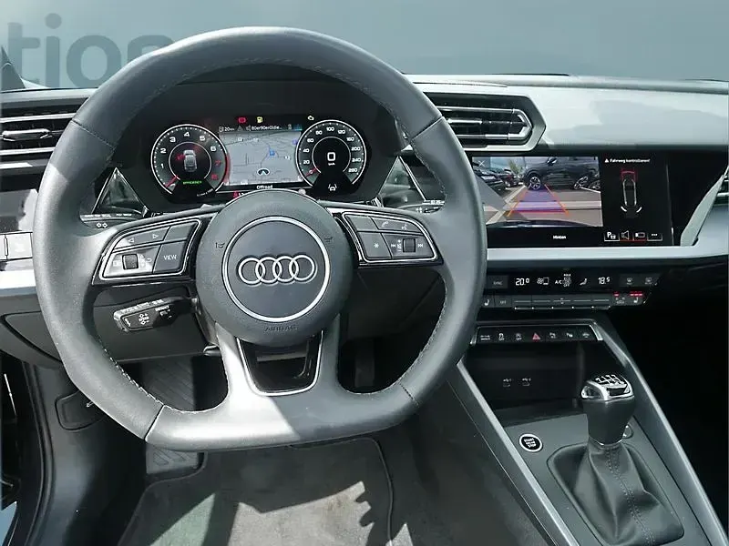 Gebraucht Audi A3 Sportback 116 PS (85 kW) 2025 Grau Kleinwagen