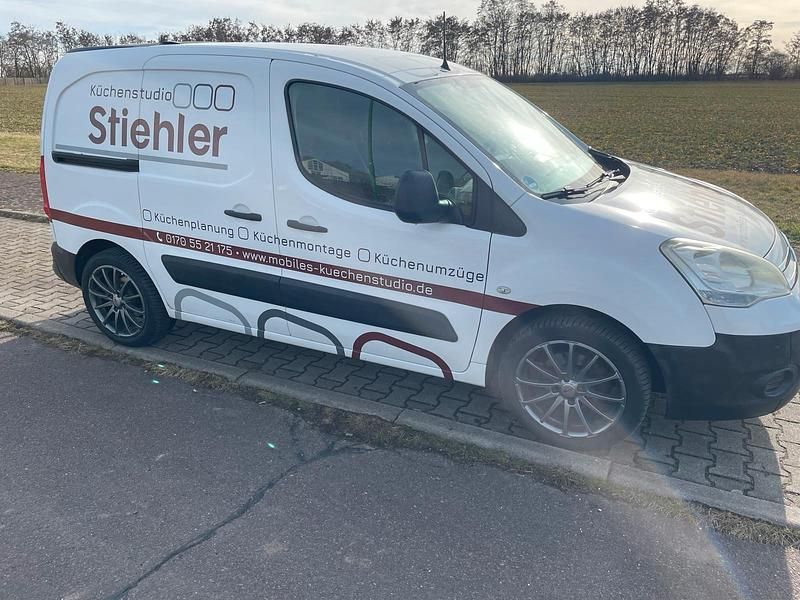 Gebraucht Citroën Berlingo 75 PS (55 kW) 2011 Weiß Van / Kleinbus