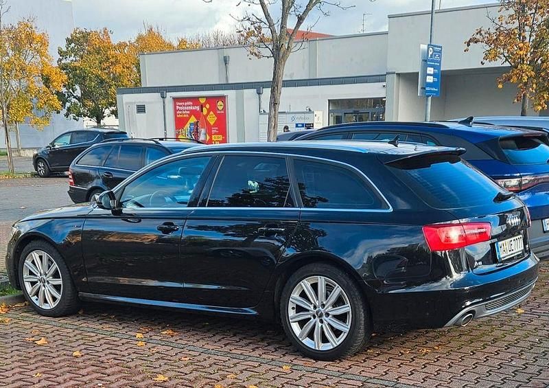 Gebraucht Audi A6 Ambiente 204 PS (150 kW) 2014 Schwarz Kombi