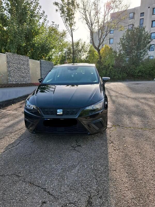 Schwarz Gebraucht 2022 Seat Ibiza Style Kleinwagen | 14.500 € (Guter Preis) - Bild 1/4