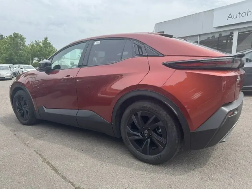Gebraucht Toyota C-HR+ 164 kW (224 PS) 2026 Metal oxide metallic SUV