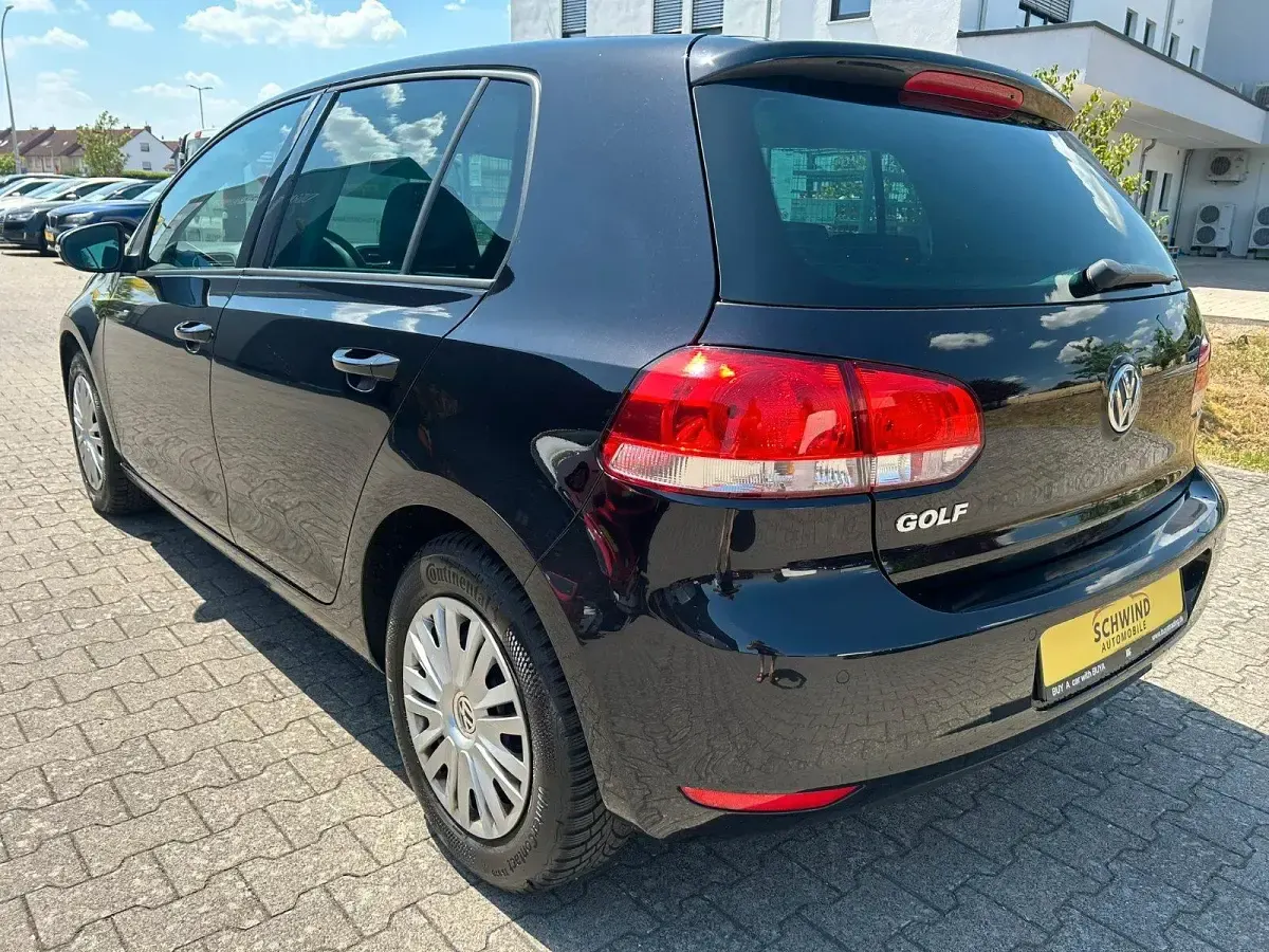 Gebraucht VW Golf VI Trendline 80 PS (58 kW) 2009 Schwarz Kleinwagen
