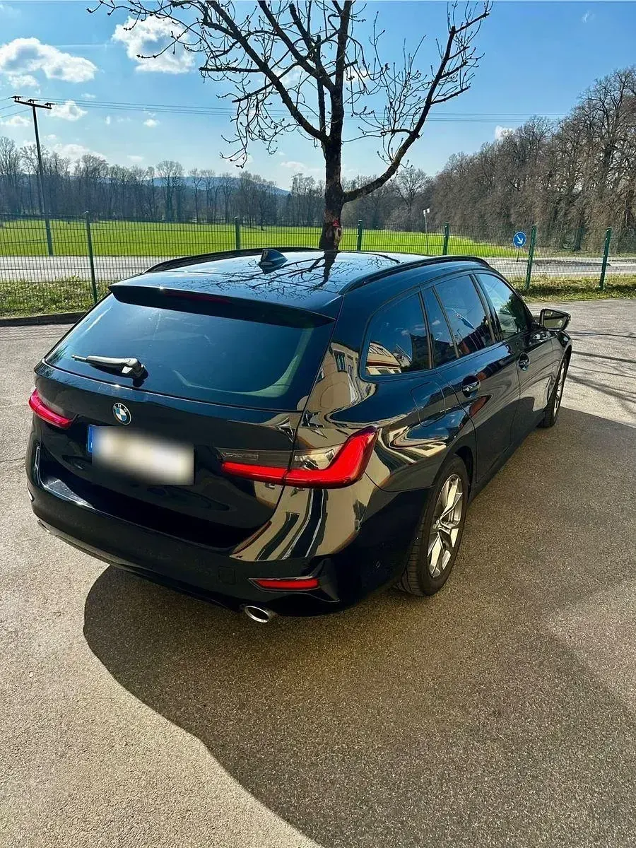 Gebraucht BMW 320 Shadowline 190 PS (139 kW) 2019 Schwarz Kombi