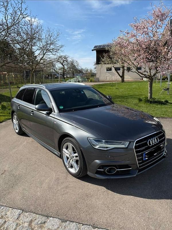 Gebraucht Audi A6 Ambiente 218 PS (160 kW) 2018 Grau Kombi