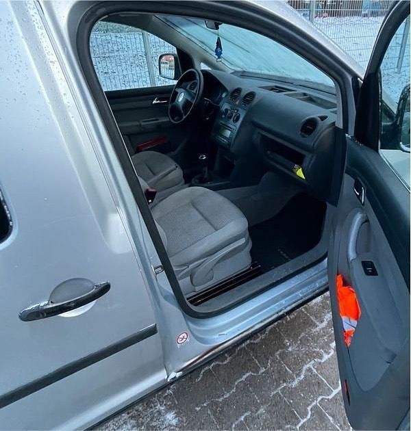 Gebraucht VW Caddy 102 PS (75 kW) 2007 Silber Van / Kleinbus