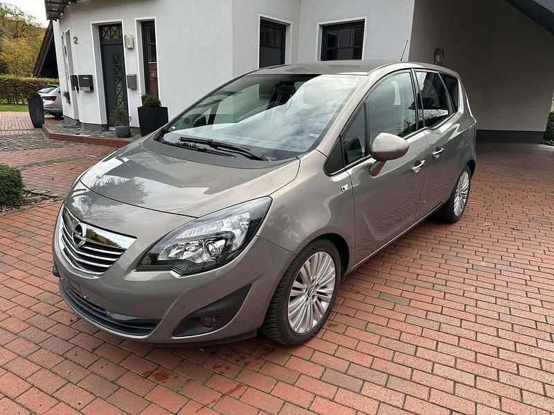 Gebraucht Opel Meriva Selection 101 PS (74 kW) 2011 Grau Van / Kleinbus