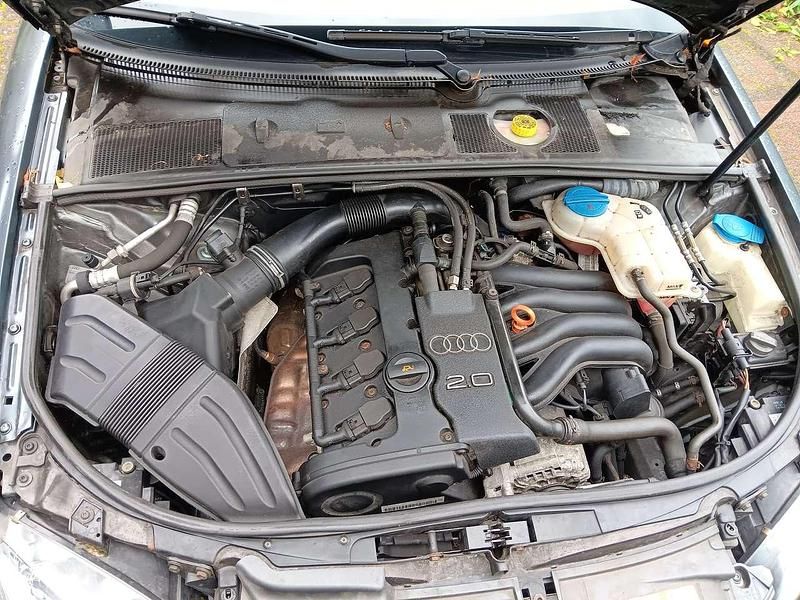 Gebraucht Audi A4 Comfort 131 PS (96 kW) 2006 Grau Limousine