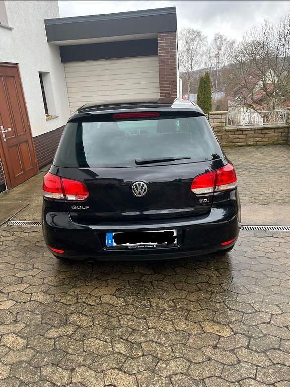 Gebraucht VW Golf VI Trendline 105 PS (77 kW) 2010 Schwarz Kleinwagen