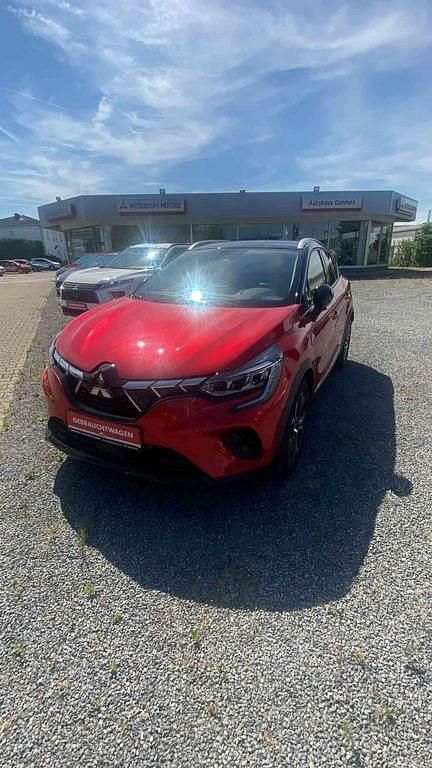 Aurorarot / onyxschwarz Gebraucht 2023 Mitsubishi ASX Edition SUV | 25.400 € (Fairer Preis) - Bild 1/4