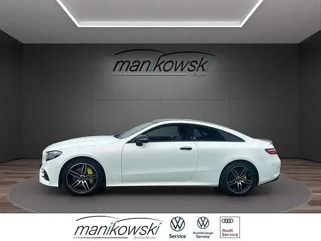 Gebraucht Mercedes E200 AMG line 197 PS (144 kW) 2020 Silber Coupé