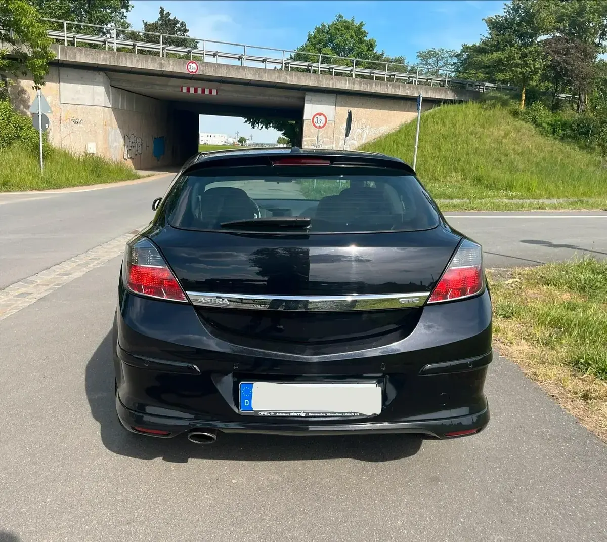 Gebraucht Opel Astra GTC 125 PS (91 kW) 2008 Schwarz Coupé