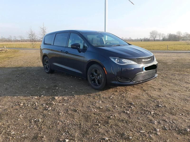 Usata Chrysler Pacifica 299 CV (219 kW) 2019 Monovolume