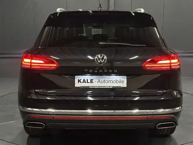 Gebraucht VW Touareg Elegance 231 PS (169 kW) 2021 Schwarz SUV