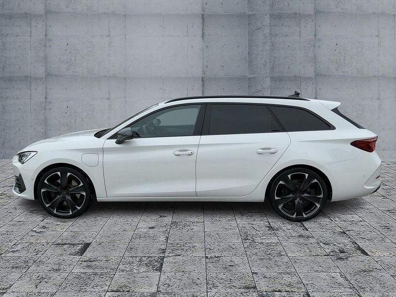 Gebraucht Cupra Leon VZ 245 PS (180 kW) 2022 "candy" weiss Kombi