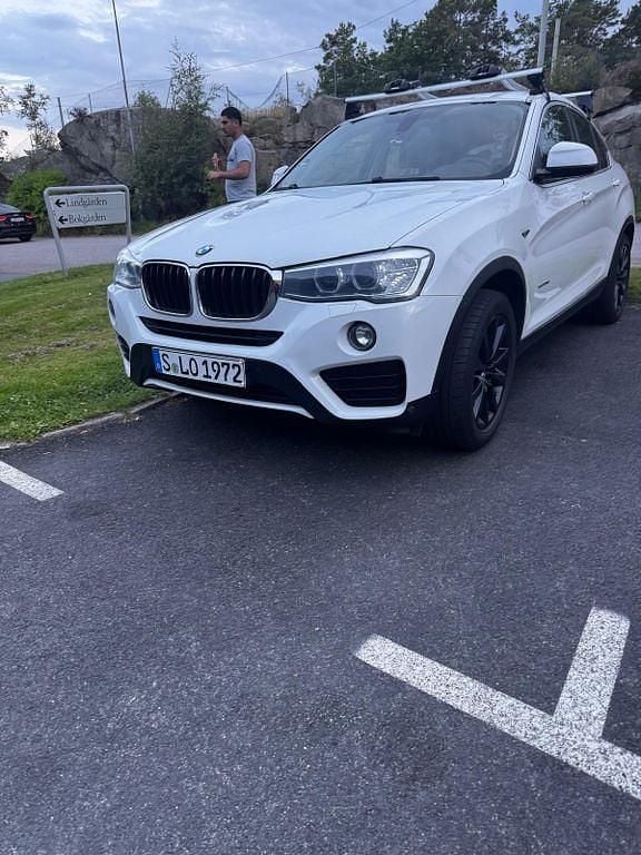 Weiß Gebraucht 2017 BMW X4 xLine SUV | 19.500 € (Fairer Preis) - Bild 1/4